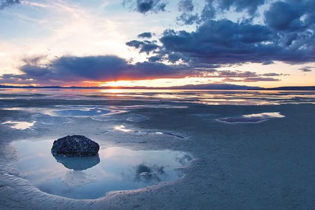 Yellowstone & Grand Teton Small Group Tour 4-Day - Image 3