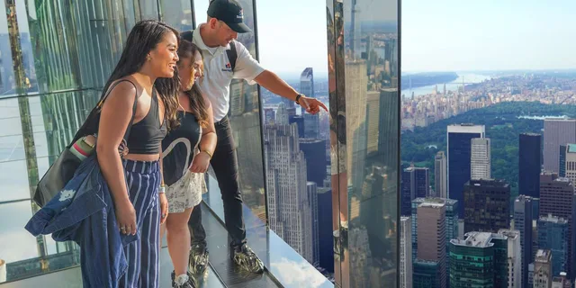New York City Grand Central and SUMMIT One Vanderbilt Tour - Image 1