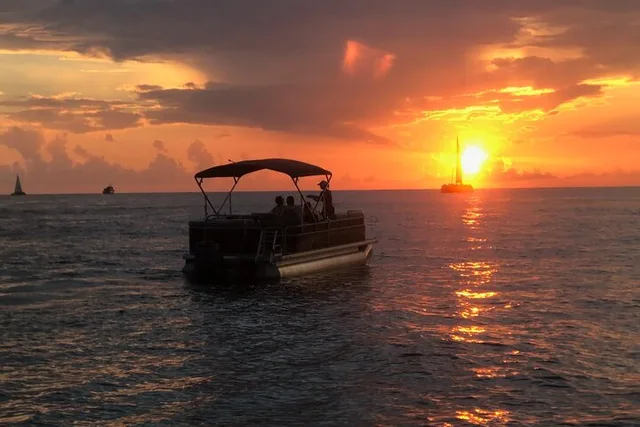 Orlando Pontoon Boat Rental - Image 2