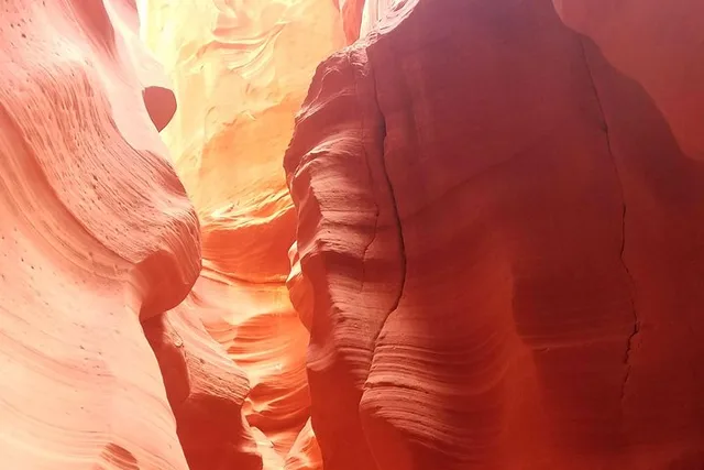 Las Vegas Antelope Canyon and Horseshoe Bend Tour - Image 6