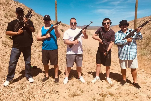 Las Vegas Desert Machine Gun Shooting Adventure - Image 1