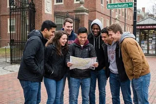 Cambridge Scavenger Hunt: Historic Harvard Adventure
