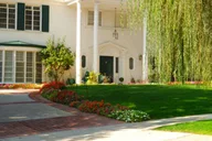 Los Angeles Private Tour of Highlights and Celebrity Homes thumbnail 4