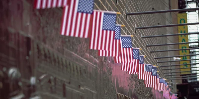 New York 9/11 Ground Zero Walking Tour with Museum - Image 6