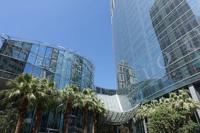 Los Angeles Architecture Walking Tour - Image 6
