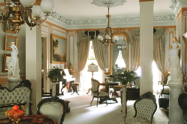 New Orleans Gallier House Tour - Image 2