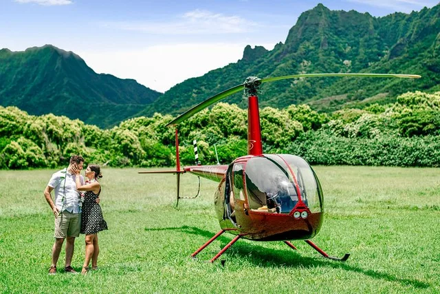 O'ahu Helicopter Tour with Romantic Landing 1 hr - Image 1