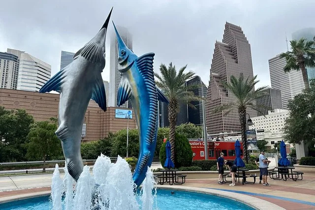Houston City Tour and Downtown Aquarium Pass - Image 2
