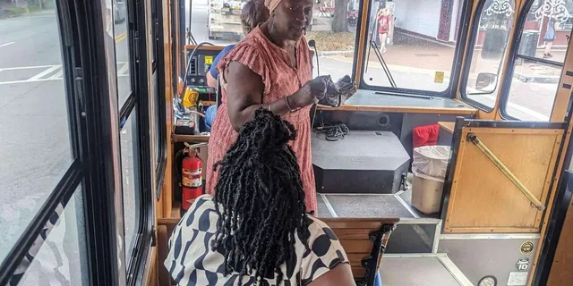 Savannah Gullah Geechee Tour and Lunch 2.5 hr - Image 2