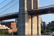 New York Brooklyn Bridge and DUMBO Walking Tour thumbnail 2
