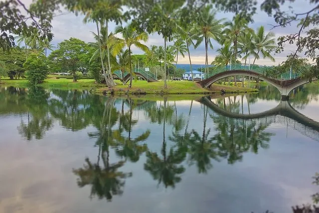 Hilo Stand Up Paddleboard Adventure - Image 3