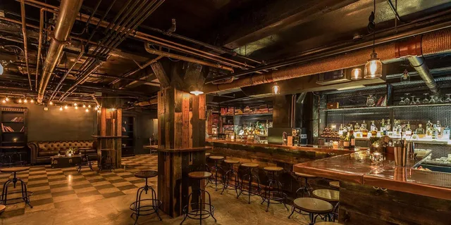 Los Angeles Downtown Speakeasy and Rooftop Bar Tour - Image 5