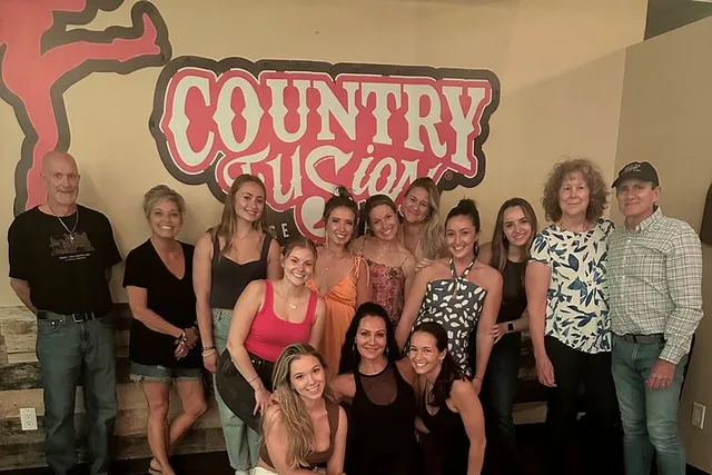 Nashville Line Dance Lesson - Image 2
