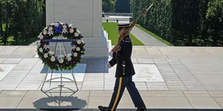 Arlington Cemetery Guard Ceremony & Iwo Jima Memorial Tour 2.5 hr
