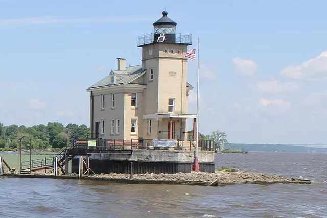 Kingston Hudson River Sightseeing Cruise 90 Min - Image 3
