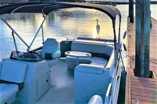 Hilton Head Pontoon Boat Rental 8-Hour