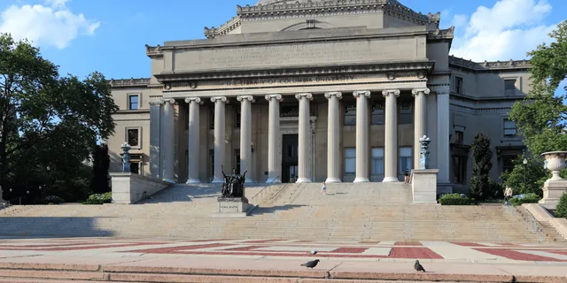 New York Columbia University Guided Campus Tour - Image 2