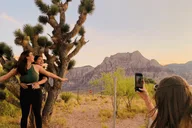Las Vegas Red Rock Sunset Tour thumbnail 3