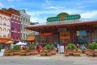Cincinnati Findlay Market Food Walking Tour thumbnail 1