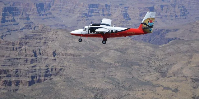 Las Vegas Grand Canyon Flight & Hummer Tour - Image 1