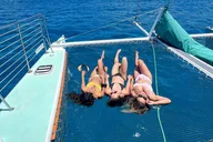 Waikiki Catamaran Charter for 7-12 Guests thumbnail 3