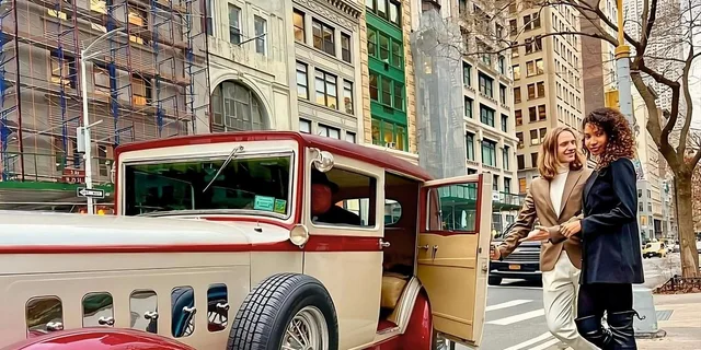 New York City Wine Tasting and Classic Car Tour - Image 5