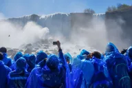 Niagara Falls Canadian Side Tour with Maid of the Mist thumbnail 3