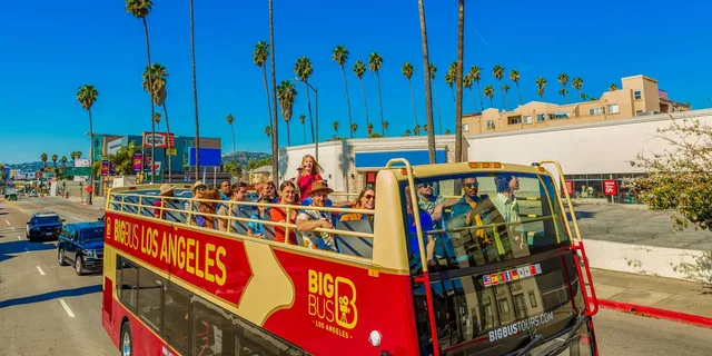 Los Angeles Hop-on Hop-off Bus Tour - Image 6