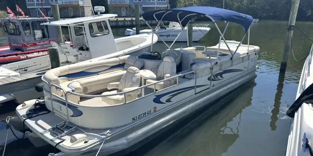 Cocoa Beach Boat Tour with Captain 2 hr - Image 3