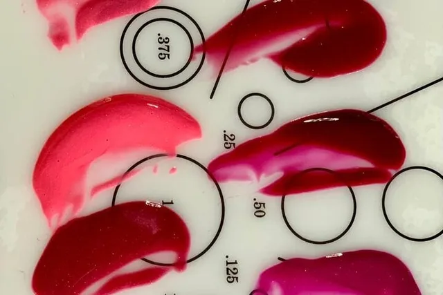 Raleigh Lipstick or Lip Gloss Class - Image 3