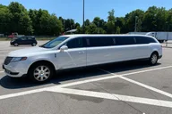 Newark Airport Stretch Limo Service to NYC thumbnail 2