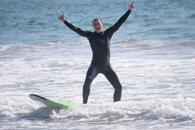 Venice Beach Surf Lesson - Image 5