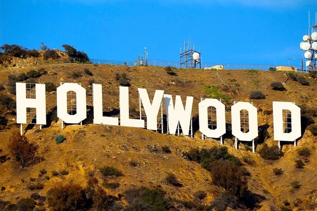 Los Angeles Hollywood Open-Air Bus Tour - Image 4