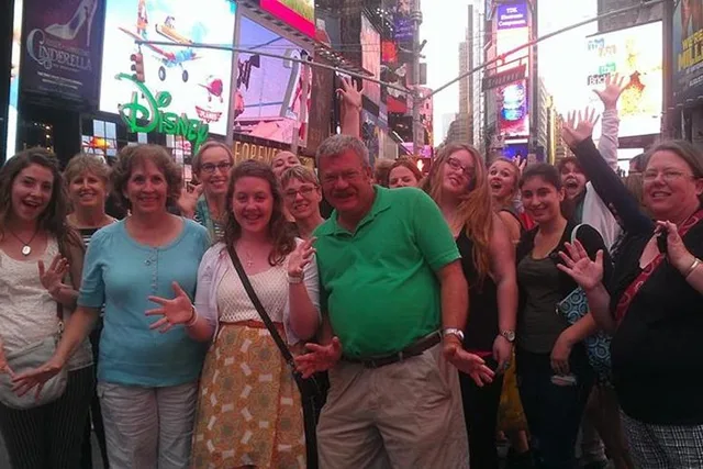 New York City Piano Bar Crawl - Image 2