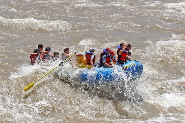 Moab Cataract Canyon Rafting Adventure - Image 4