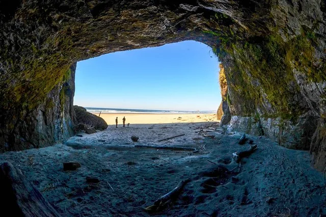 Oregon Coast Sightseeing Tour - Image 3