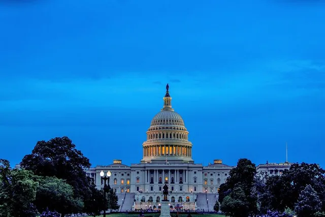 Washington DC Night-Time and Mount Vernon Tour - Image 2