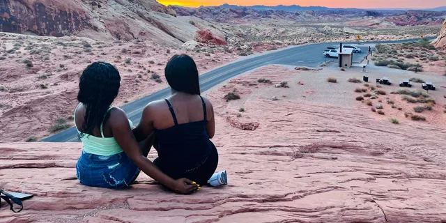 Las Vegas Valley of Fire Sunset Tour - Image 5