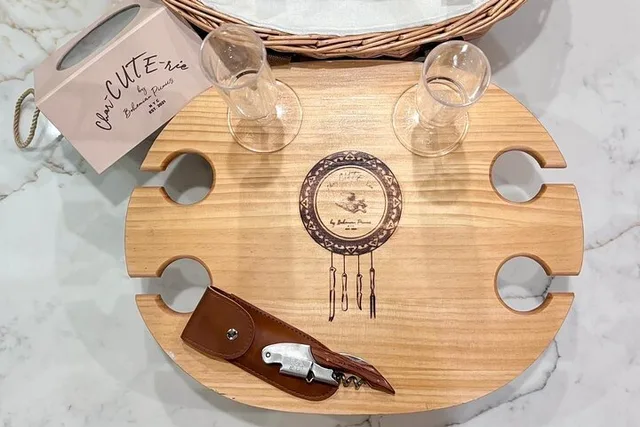 New York Central Park Picnic Basket Rental - Image 3