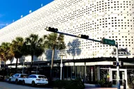 Miami Walking Tour with Cocktails thumbnail 5