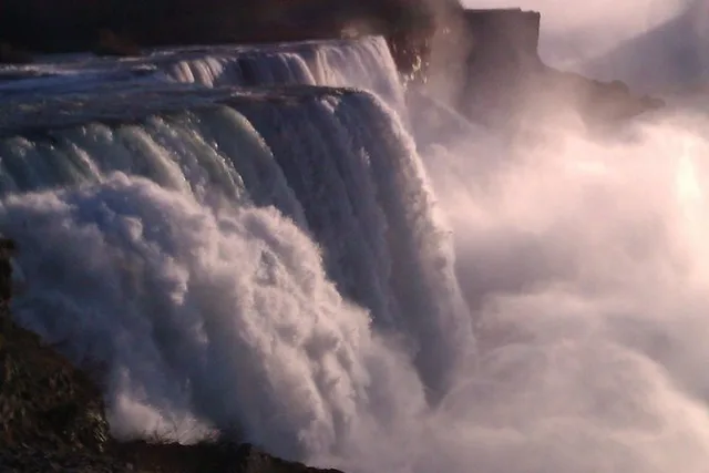 Niagara Falls Trolley Tour - Image 1
