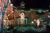 New York City Dyker Heights Christmas Lights Tour thumbnail 5