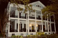 New Orleans Garden District Cemetery Tour thumbnail 3
