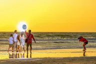 St. Pete Beach Family Sunset Photo Session thumbnail 6