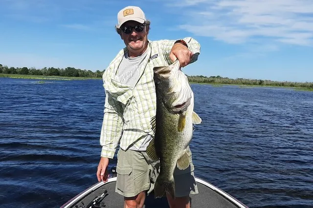 Harris Chain of Lakes Fishing Charter - Image 3