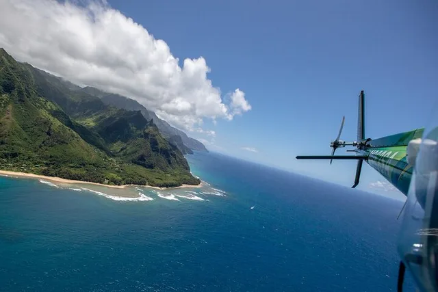 Kauai Waterfall Helicopter Tour - Image 6