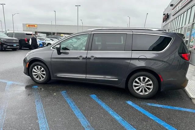 San Francisco Airport to Calistoga Round-Trip Transfer - Image 1