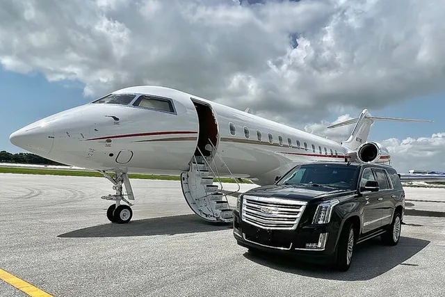 Miami Airport Chauffeur Experience - Image 5