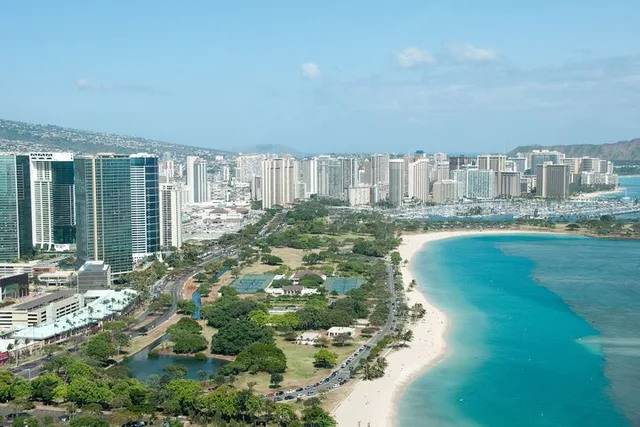 Honolulu Custom Walking Tour - Image 1