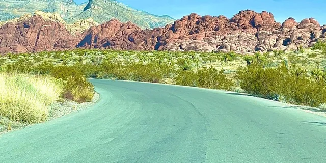 Las Vegas Red Rock Canyon Tesla Self-Guided Tour - Image 3